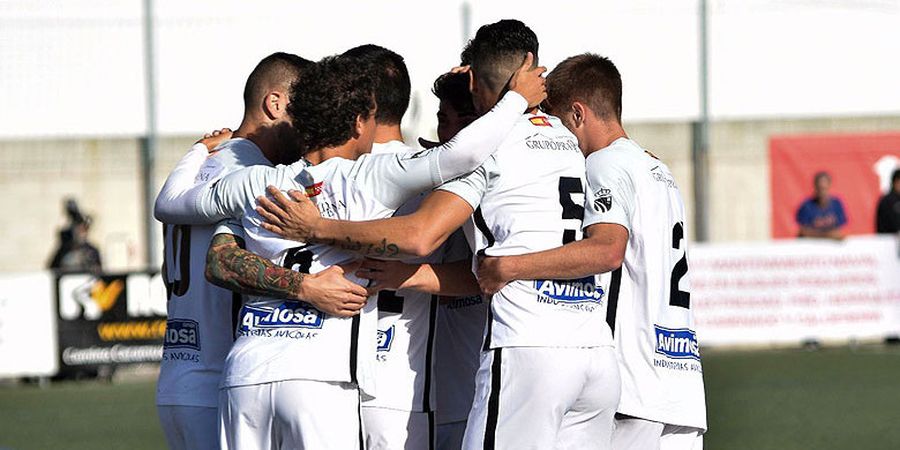 Fuenlabrada Vs Real Madrid - Bumi dan Langit