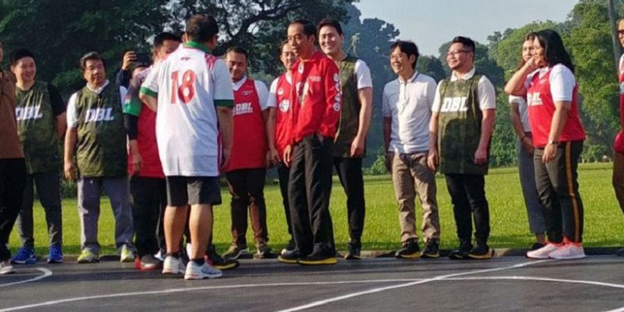 Para Pebasket DBL Menang Telak 18-2 atas Presiden Jokowi dkk