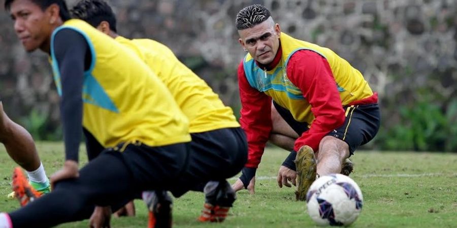 Gabung Latihan, Gonzales dan Vizcarra Belum Tentu Bela Arema FC