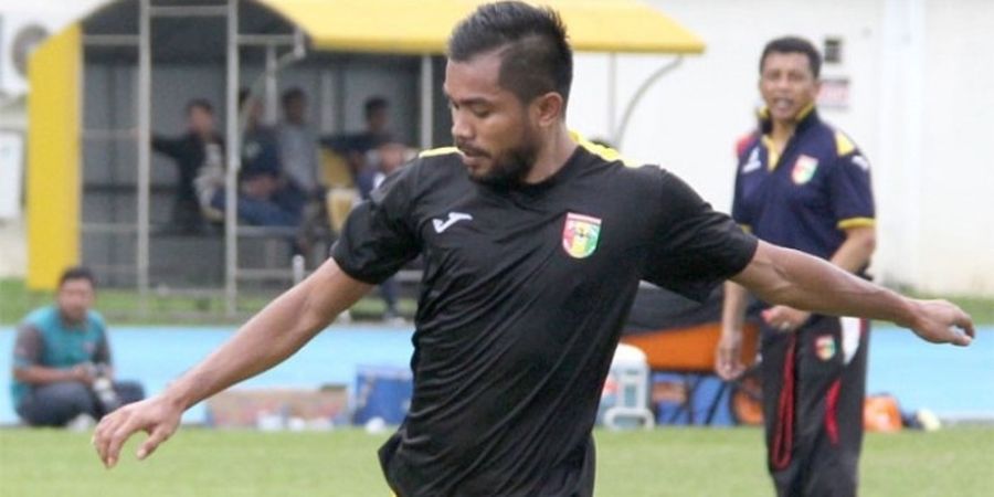 VIDEO - Aksi Nutmeg Zulham Zamrun Dapat Hujatan dari Bobotoh