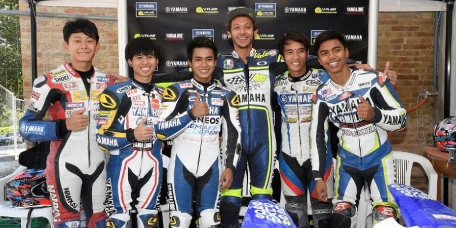 Memprediksi Peluang Valentino Rossi Balapan di Tim Sendiri