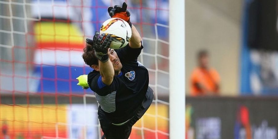 Casillas Rela Jadi Pemain Cadangan di Euro 2016