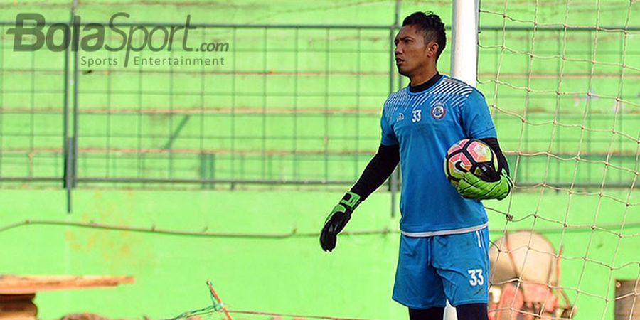 Pelatih Suka Gembleng Fisik, Kiper Anyar Tira Persikabo Mulai Terbiasa