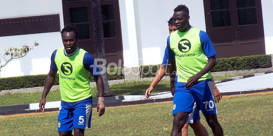 Michael Essien Pesta Gol pada Laga Uji Coba Persib Bandung