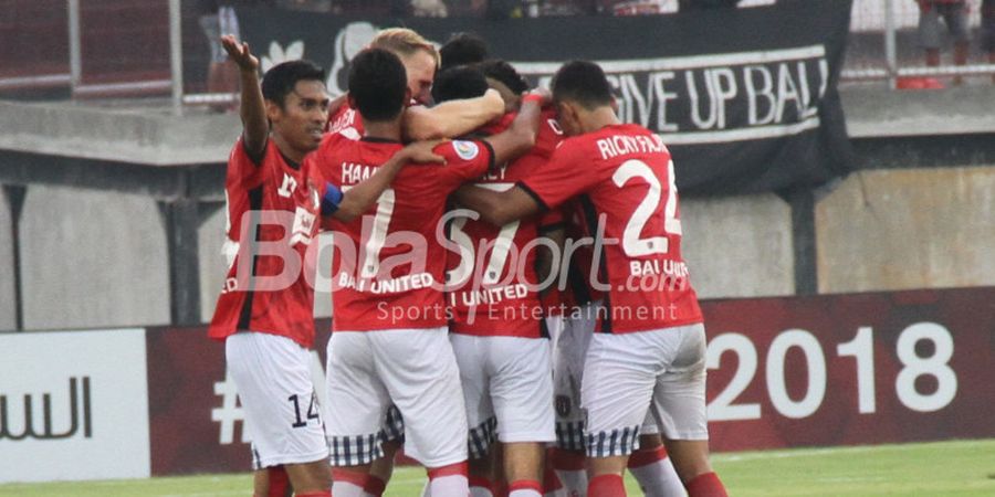 Habis Kesabaran, Fan Bali United Minta Pemain Ini Segera Dicoret dari Tim!