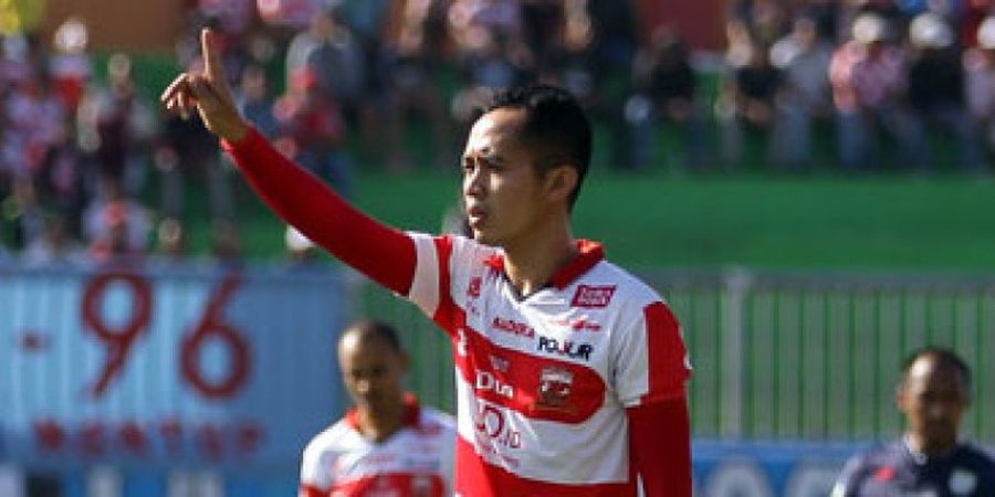 Dua Pemainnya Dipanggil, Presiden Madura United Minta Ini ke Luis Milla