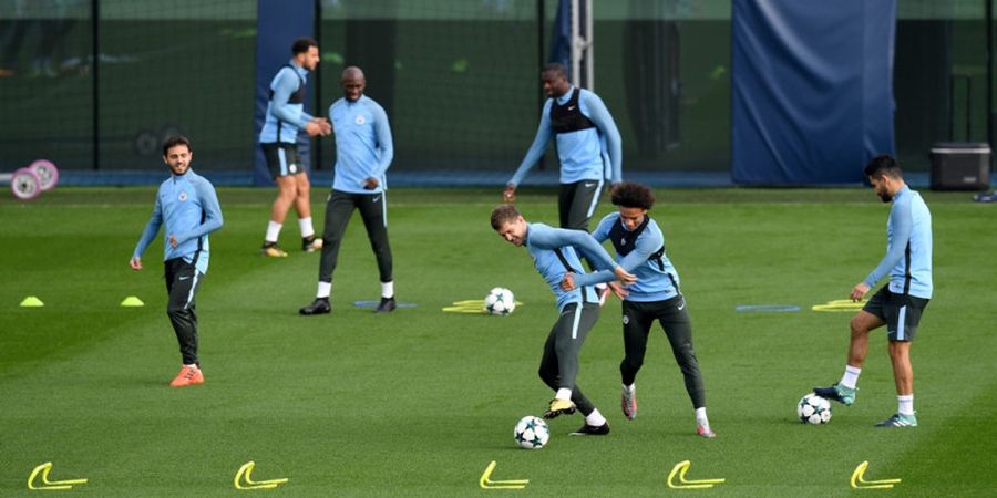 Bahagianya Manchester City Setelah John Stones dan David Silva Kembali