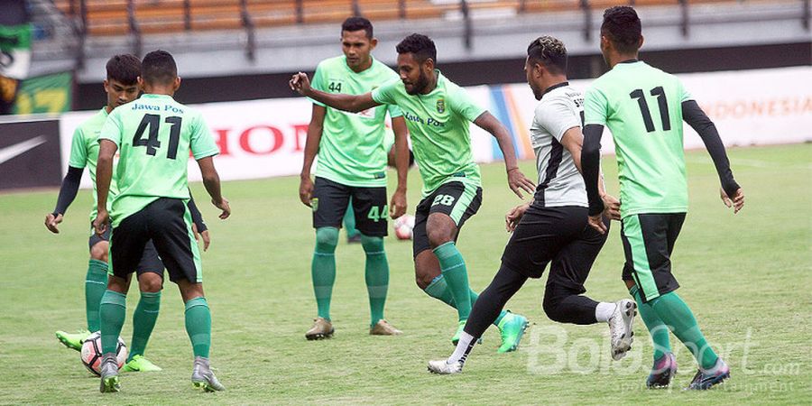 Rekaman Video Aksi Curang Ofisial Martapura FC Bikin Persebaya Makin Semangat untuk Menang