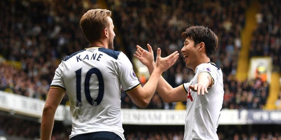 Tottenham Menang Telak, Kane Selevel dengan Luis Suarez