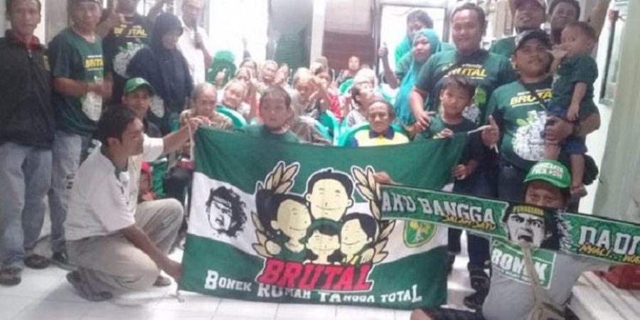 Komunitas Bonek Brutal Tunjukkan Aksi Sosial 