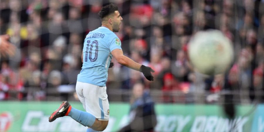 FInal Piala Liga Inggris - Ini Alasan Sergio Aguero Tidak Off-side Saat Mencetak Gol Pertama Man City