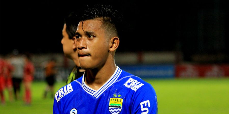 Bek Muda Persib Tak Terbebani dengan Hadirnya Victor Igbonefo