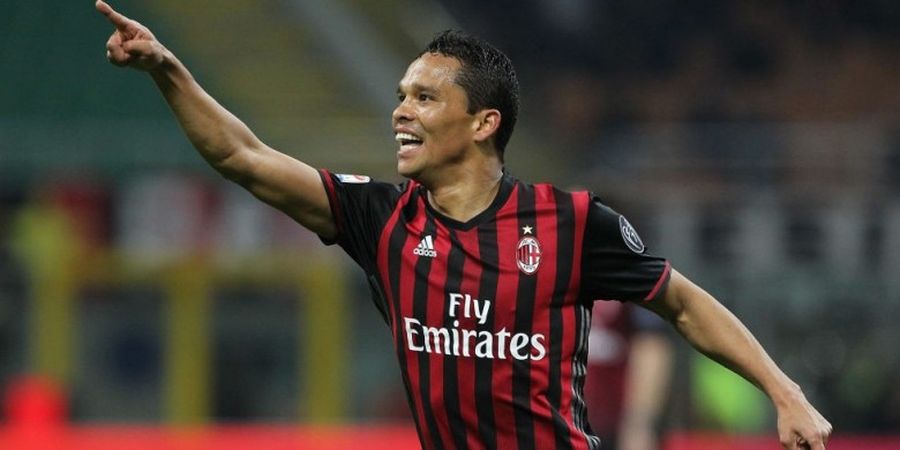 Waduh, AC Milan Dicela Mantan Penyerangnya!