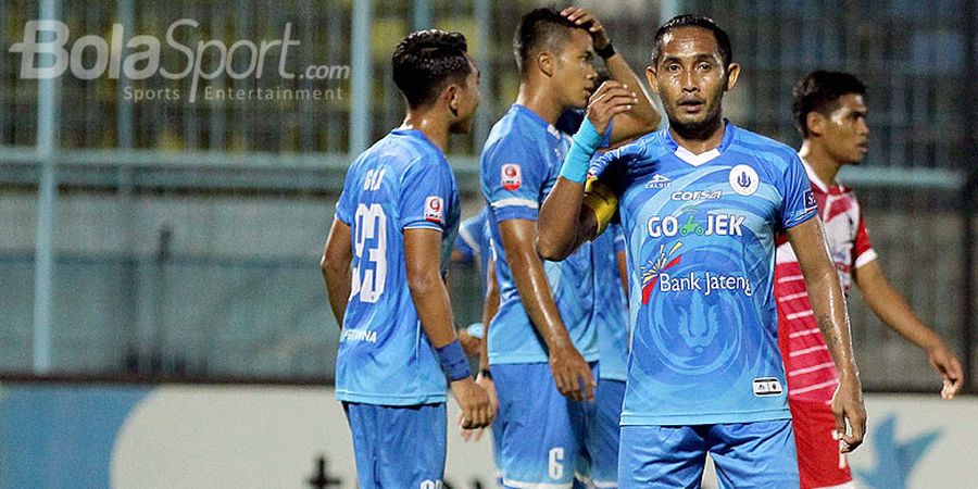 Pelatih PSCS Nilai Timnya Tak Pantas Terdegradasi dari Liga 2