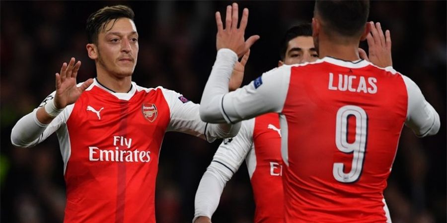 5 Hal yang Bisa Terjadi Jika Mesut Oezil Pindah ke Manchester United, Striker Prancis Kena Sial Lagi