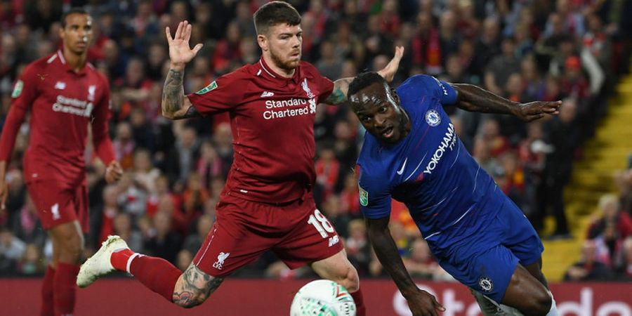 Babak I - Jual-Beli Serangan Terjadi, Liverpool dan Chelsea Masih Buntu