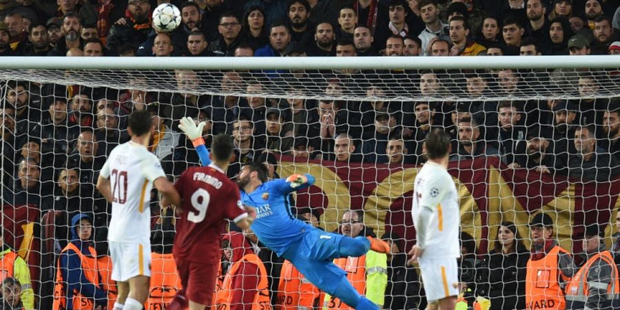 Alisson Bernilai Jelek di FIFA 18, AS Roma Pamerkan Sang Kiper Gocek 5 Pemain