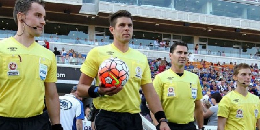 Mengintip Bayaran Wasit Asing yang Akan Memimpin Laga Liga 1