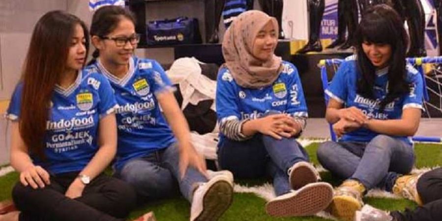 Hormati Kaum Hawa, Persib Rilis Jersey Anyar Khusus Wanita 