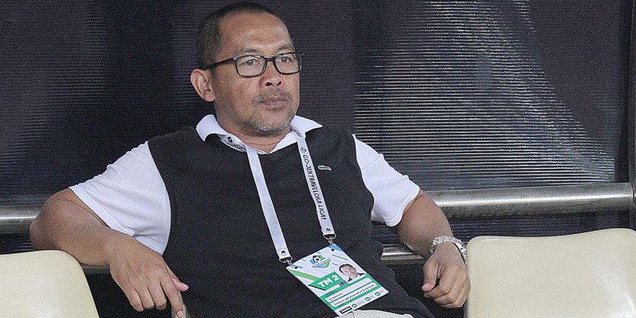 Prioritas Persela Pertahankan Aji Santoso