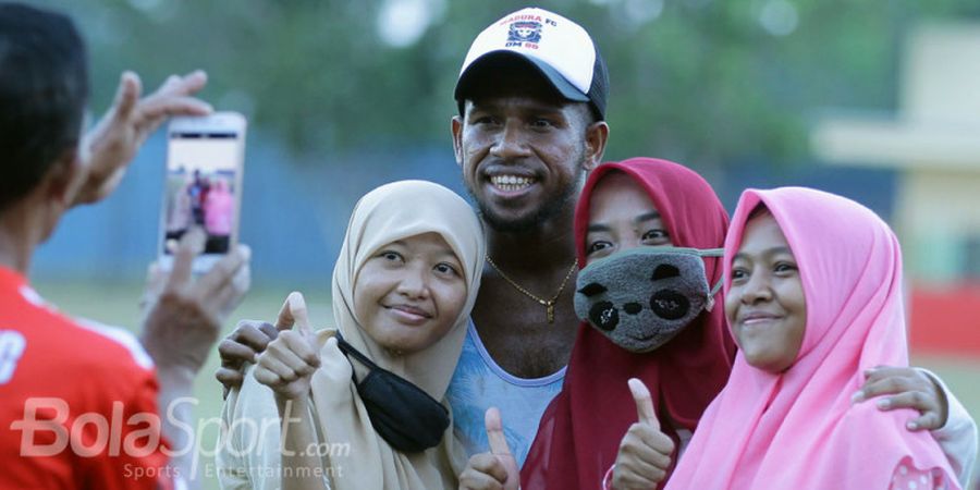 Tiga Pemain Asal Papua yang Tak Bernasib Indah dengan Persib Bandung