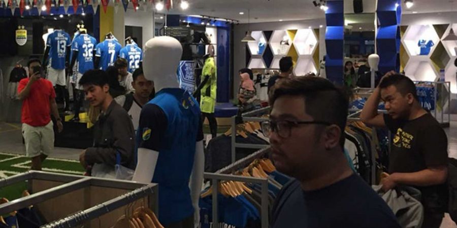 Persib Bakal Segera Hadirkan Jersey Baru 2019 ke Hadapan Bobotoh