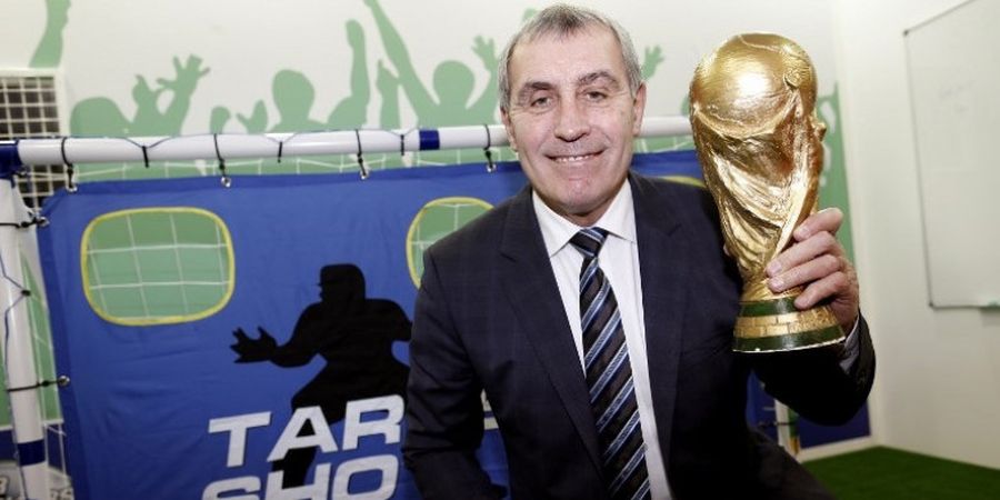 Peter Shilton Ungkap Siapa Jagoannya untuk Jadi Kiper Terbaik FIFA Tahun Ini