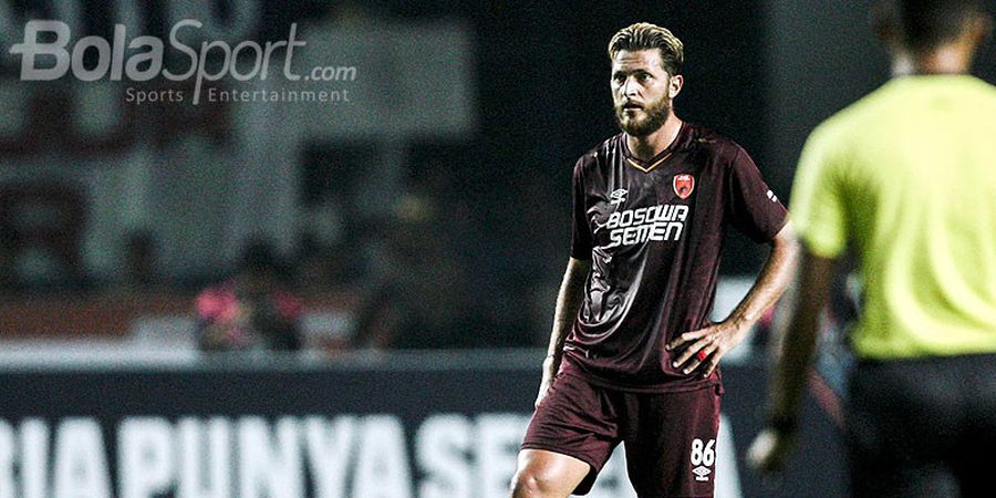 Bursa Transfer Liga 1 - Mantan Bek PSM Steven Paulle dan Bali United Positif Jalin Kerja Sama?