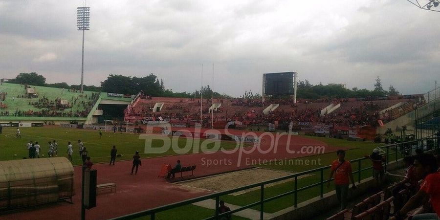 Persija Vs Persib - Setelah Kartu Merah Vladimir Vujovic, Maung Bandung Memutuskan Walk Out