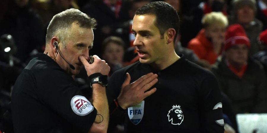 Kasus Wasit Melihat Replay di Piala Presiden 2017 Terulang di Laga Liverpool Vs Tottenham