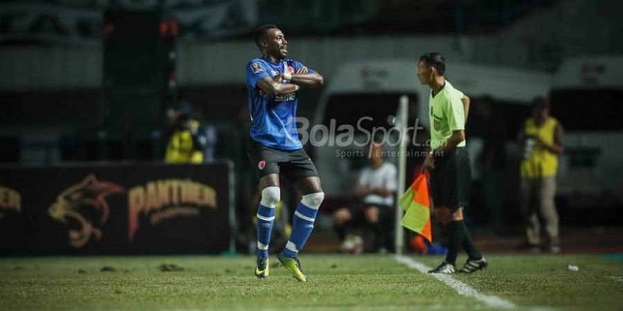 VIDEO - Gol Akrobatik Memukau Guy Junior Hunjam Gawang PSMS Medan