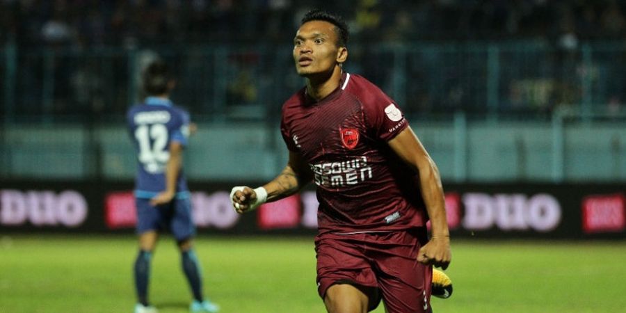 Hasil Liga 1, Sempat Kebobolan Tiga Gol, Arema Paksa PSM Bermain Imbang