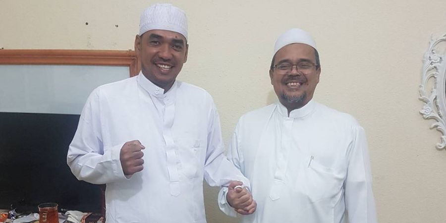 Eks Pemain Persib dan Persija Berfoto Bareng Rizieq Shihab di Arab Saudi