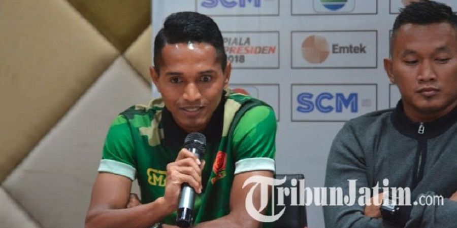 Abduh Lestaluhu Resmi Gabung ke Persebaya Surabaya           