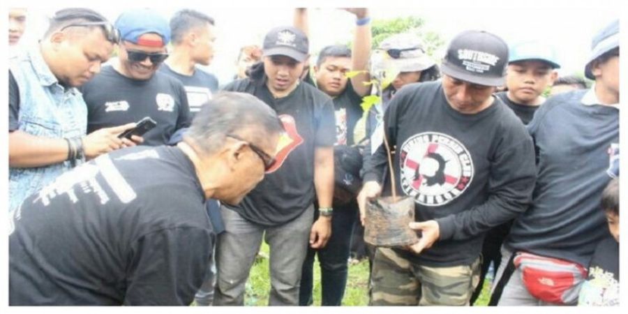 Rayakan Hari Jadi, Viking Jatinangor Lakukan Penghijauan