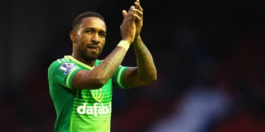 Defoe Butuh 19 Musim untuk Bisa Ukir Sejarah