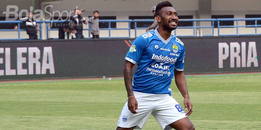 Mitra Kukar Vs Persib - Top Scorer Liga 1 Gagal Jebol Gawang Maung Bandung di Babak Pertama