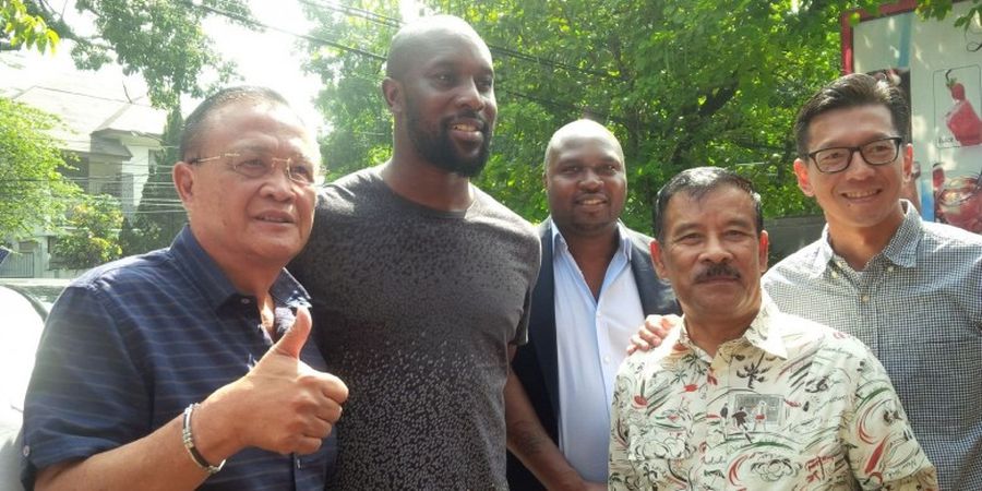 Cole Terperangah Umuh Sebut Permainannya yang Terburuk dari Pemain Asing Lain di Persib