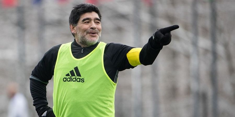 Maradona Bicara soal Messi dan Ronaldo