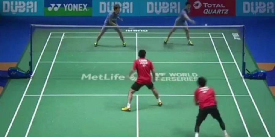 VIDEO - Strategi Lob Panjang Marcus/Kevin yang Paksa Wasit Tegur Pelatih Aryono Miranat