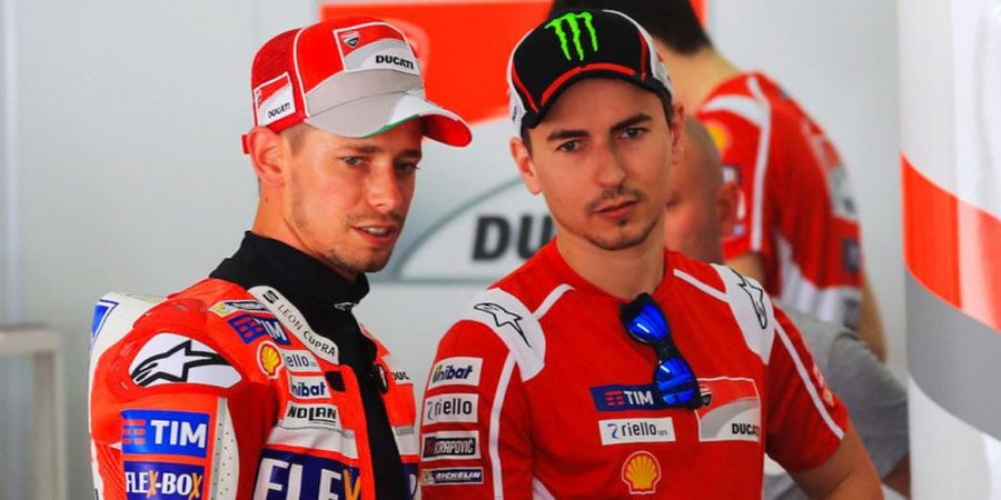 Gelar Lelang untuk Amal, Baju Balap Casey Stoner Raup 240 Juta Rupiah