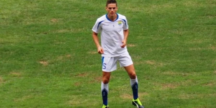 Pemain Australia Ini Ingin Membela Persib Pada 2017