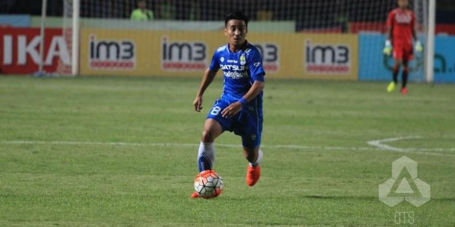 Djanur Memuji Gelandang Mungil Persib