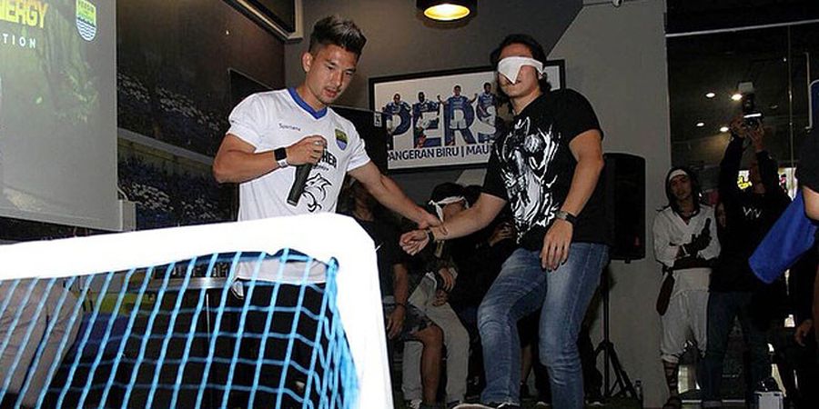 Keseruan Markas Persib Bandung saat Dikunjungi Wiro Sableng