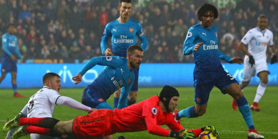 Babak Pertama Swansea City Vs Arsenal - Kedua Tim Sementara Imbang 1-1