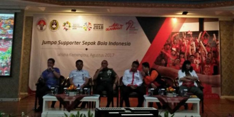 Menpora Resmikan Acara Bertajuk 'Jumpa Suporter Sepak Bola Indonesia'