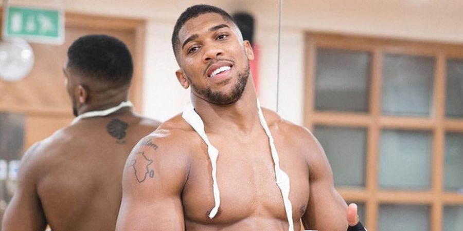 Bikin Haru, Anthony Joshua Ternyata Lakukan Hal Ini ke Ibu Joseph Parker seusai Pertandingan