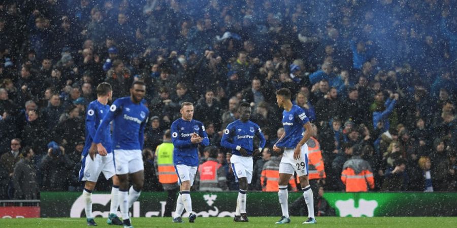 Everton Beri Ucapan Selamat pada Legenda Manchester United