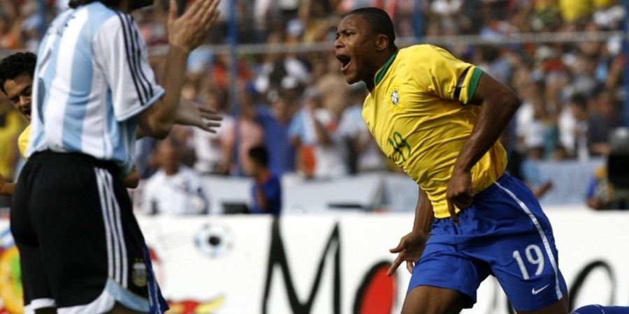 Ingat Julio Baptista? Kabarnya Ia Segera Gabung Tim asal Inggris