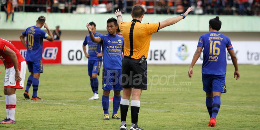 Manajer Persija Jakarta Kritik Sikap Umuh Muchtar Menyuruh Persib WO saat Laga Bergulir